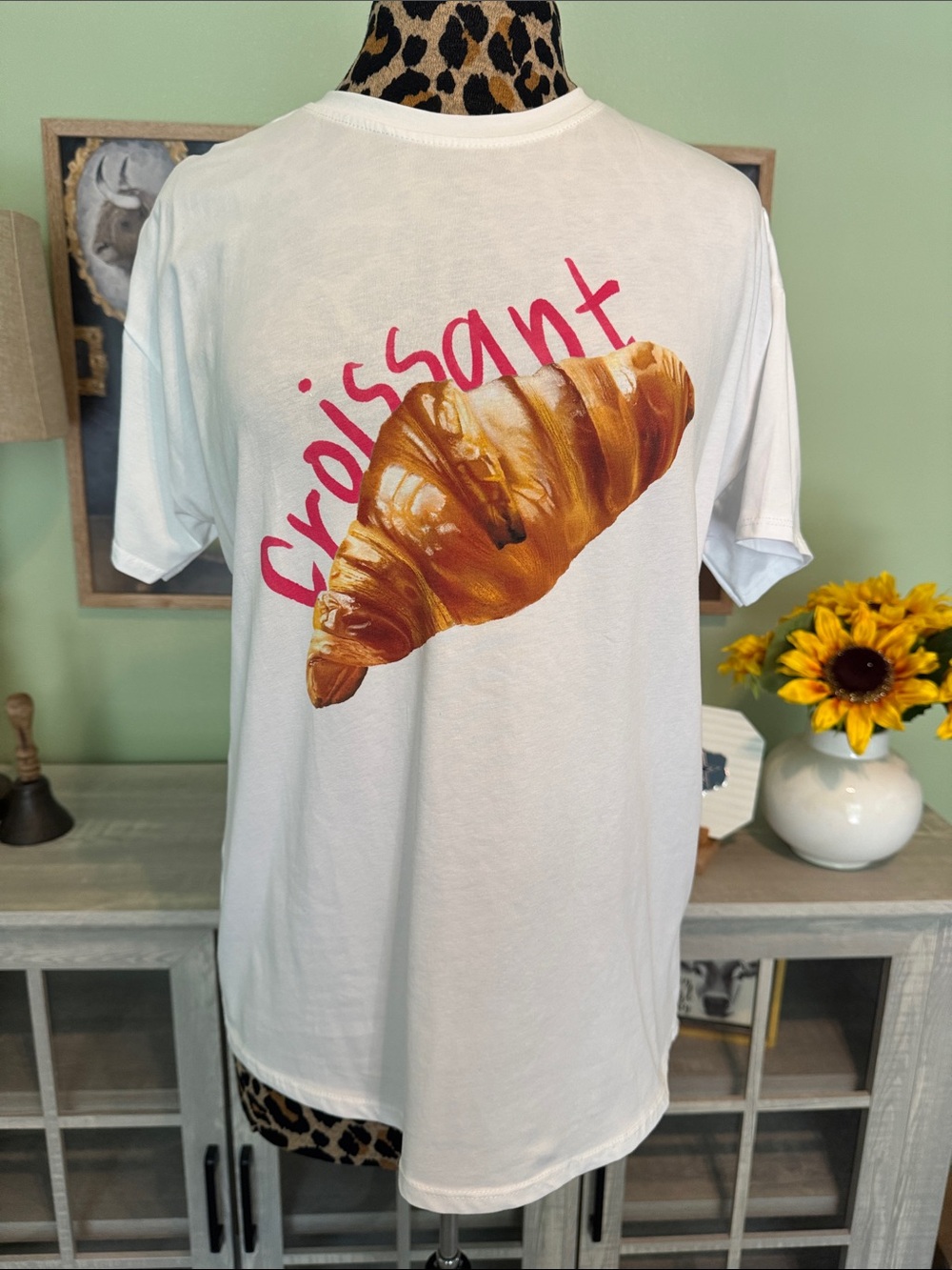 Women's Croissant Tee Size Large